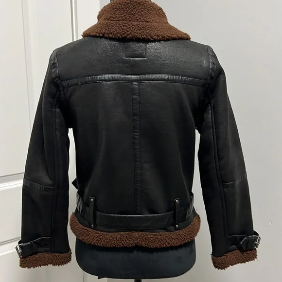 Gianni Bini Girls Black Aviator Shearling Jacket Asymmetrical Zipper size Large - Picture 8 of 11